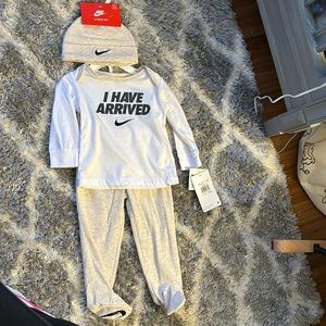 9m Nike set with hat, pants and shirt